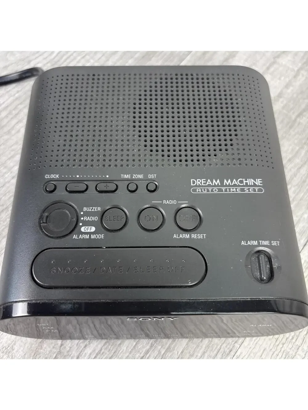 Sony ICF-C218 Dream Machine Alarm AM/FM Digital Clock Radio - Works Perfectly!!!